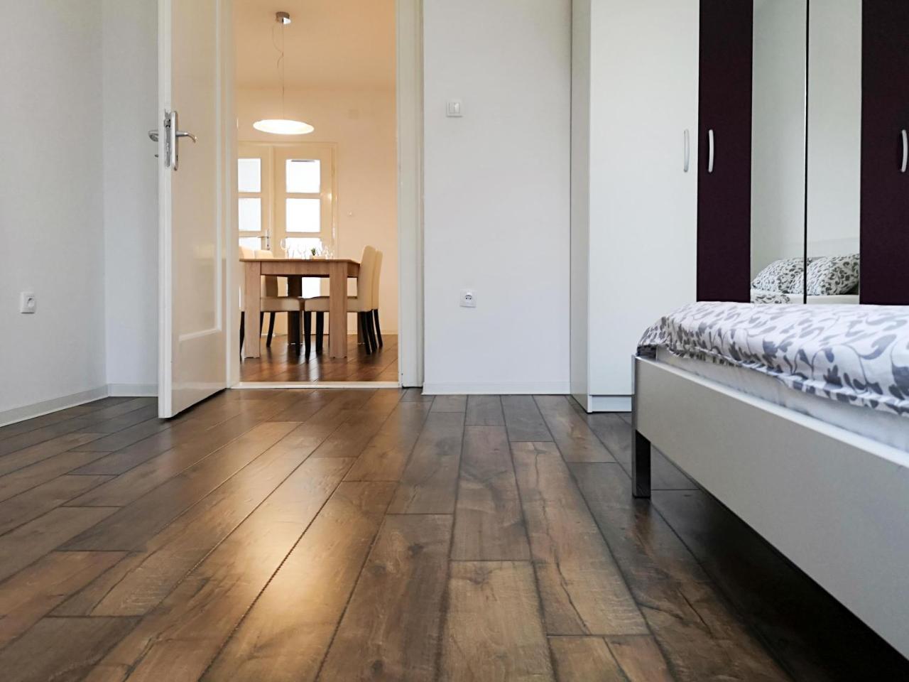Filinhome Stefanovica Suite 9 نوفي ساد المظهر الخارجي الصورة